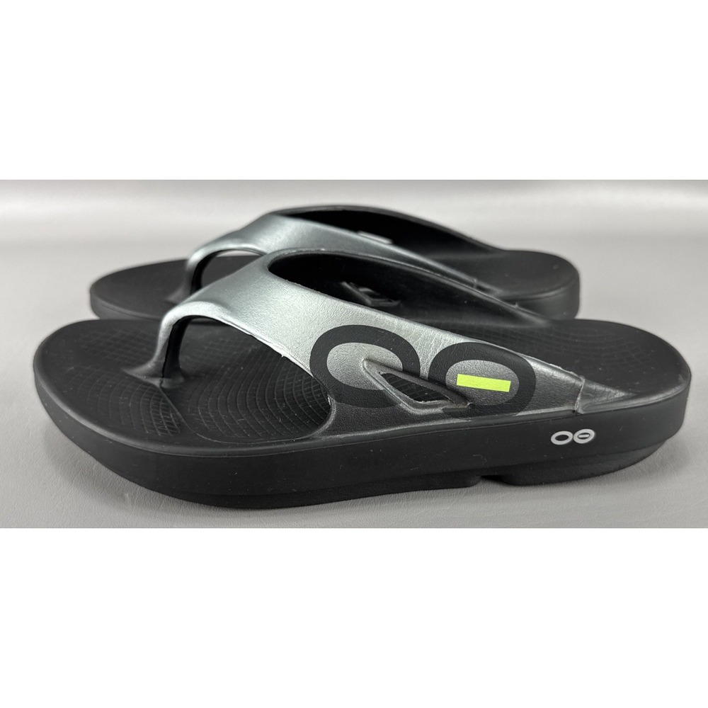 Oofos Mens OOriginal Sandal‎ Size 9 Black Gray Sport Recovery Shoe Thong Slide